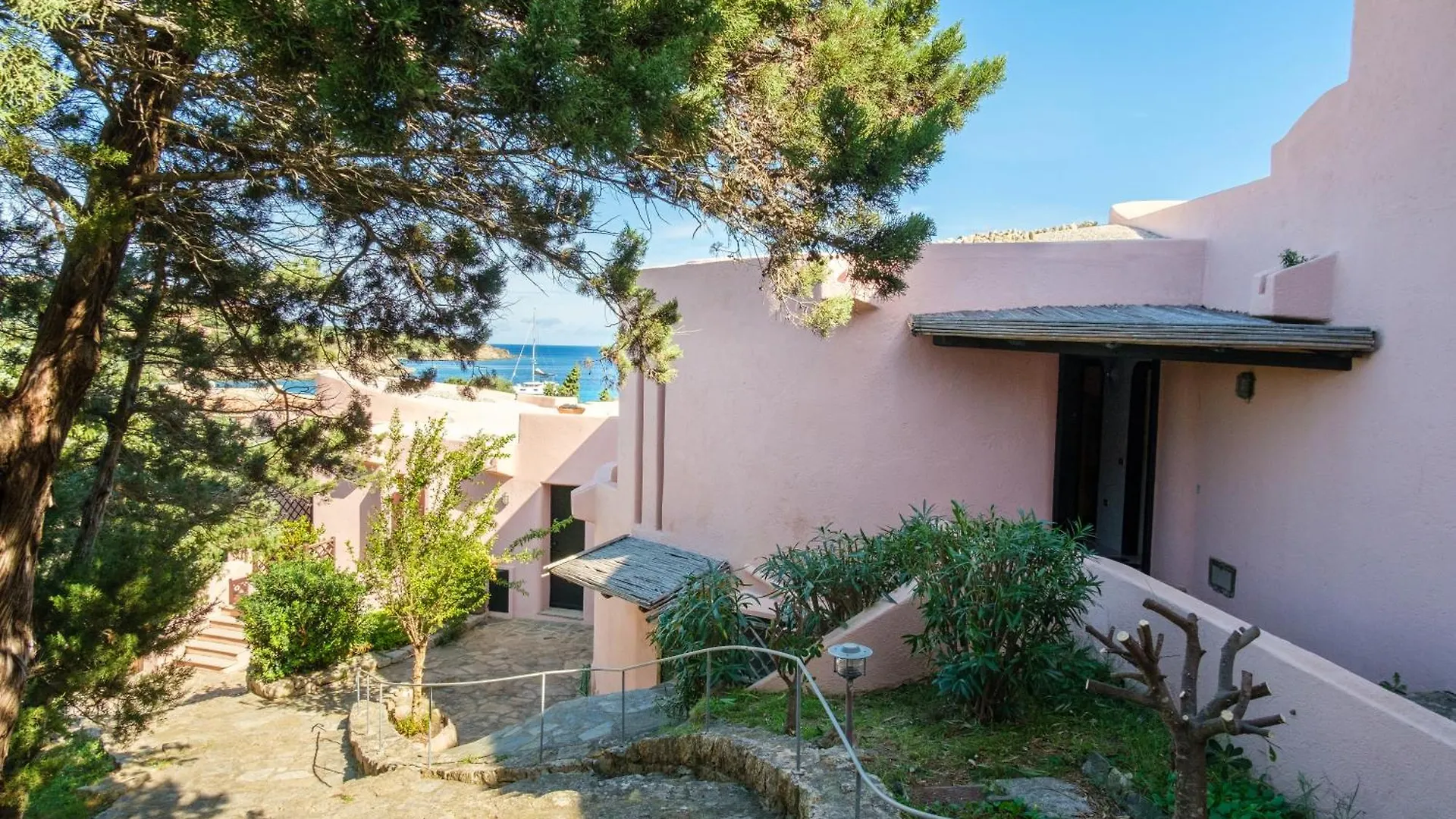 Porto Cervo Cala Granu Private Parking And Pool Villa Italien